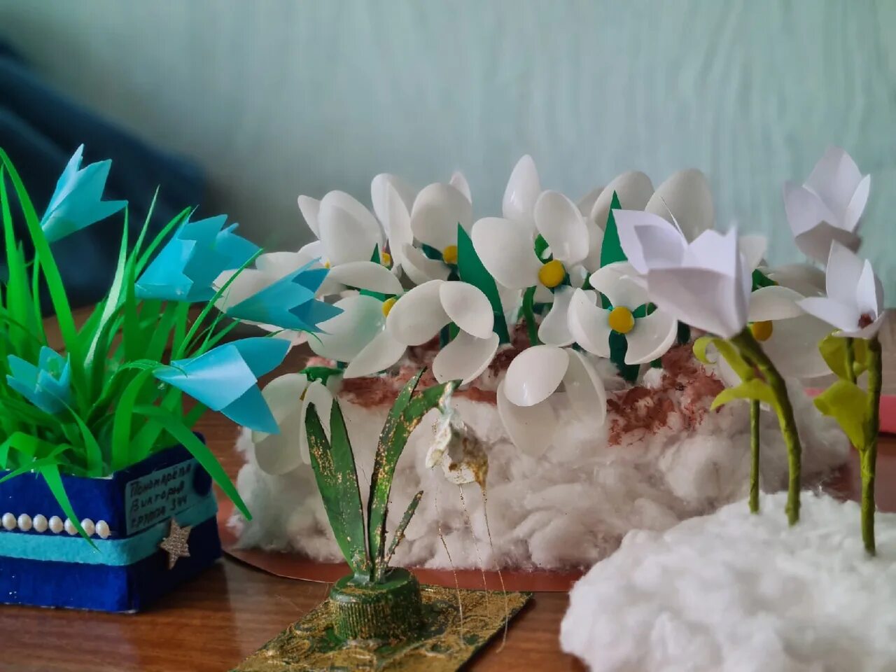 подснежник изолон. поделка первоцветы. первоцветы своими руками. первоцветы своими руками. поделки на весеннюю тему.