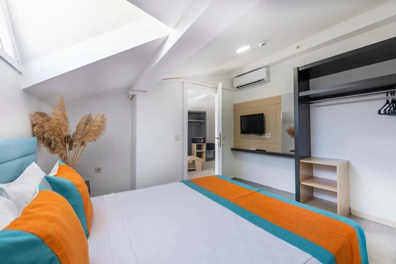 Palmet family lara 4*+. Armas sunrise lara) 5*. Jura hotels lara resort. Armas sunrise lara) 5*. отель palmet family lara 4 в турции.