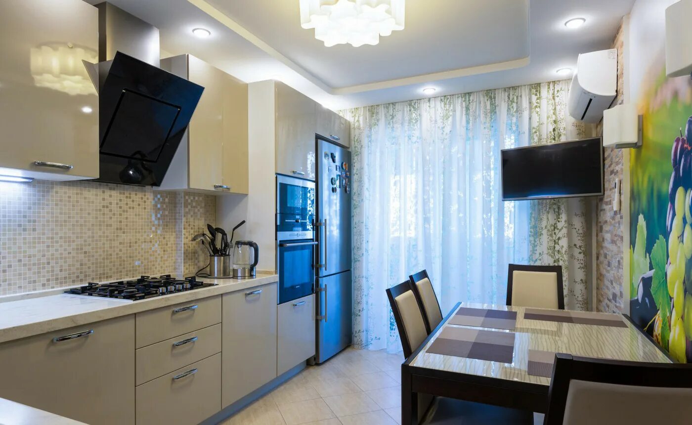 Купить 3х комнатную квартиру в московской области. Евроремонт кухни в квартире. Интерьер кухни 9 кв метров. Кухня обычная в квартире. Кухни в интерьере реальные.