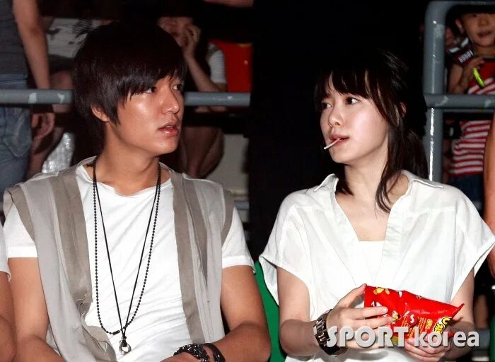 ку хе сон и мин. ку хе сон и ли мин хо фильм. ли мин хо и его жена ку хе. ку хе сон и ли мин хо. ку хе сон и ее муж.