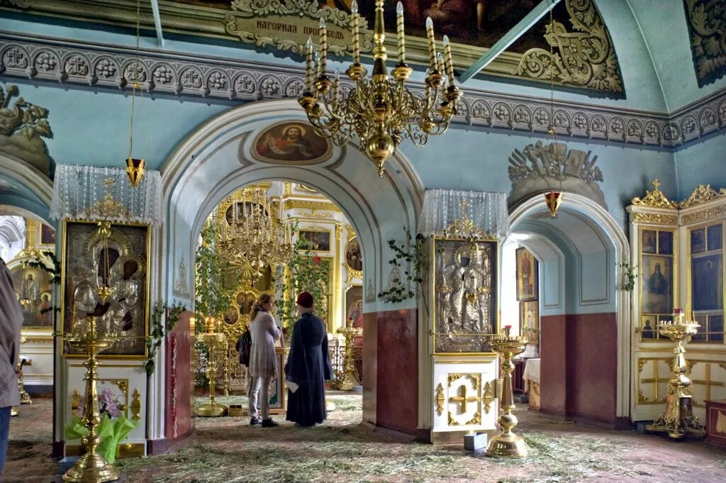 Никольско-архангельский храм в балашихе. Храм архангела михаила в балашихе. Николо-архангельский храм балашиха нижний храм. Николо-архангельская церковь в никольском внутри. Храм в николо архангельском расписание.