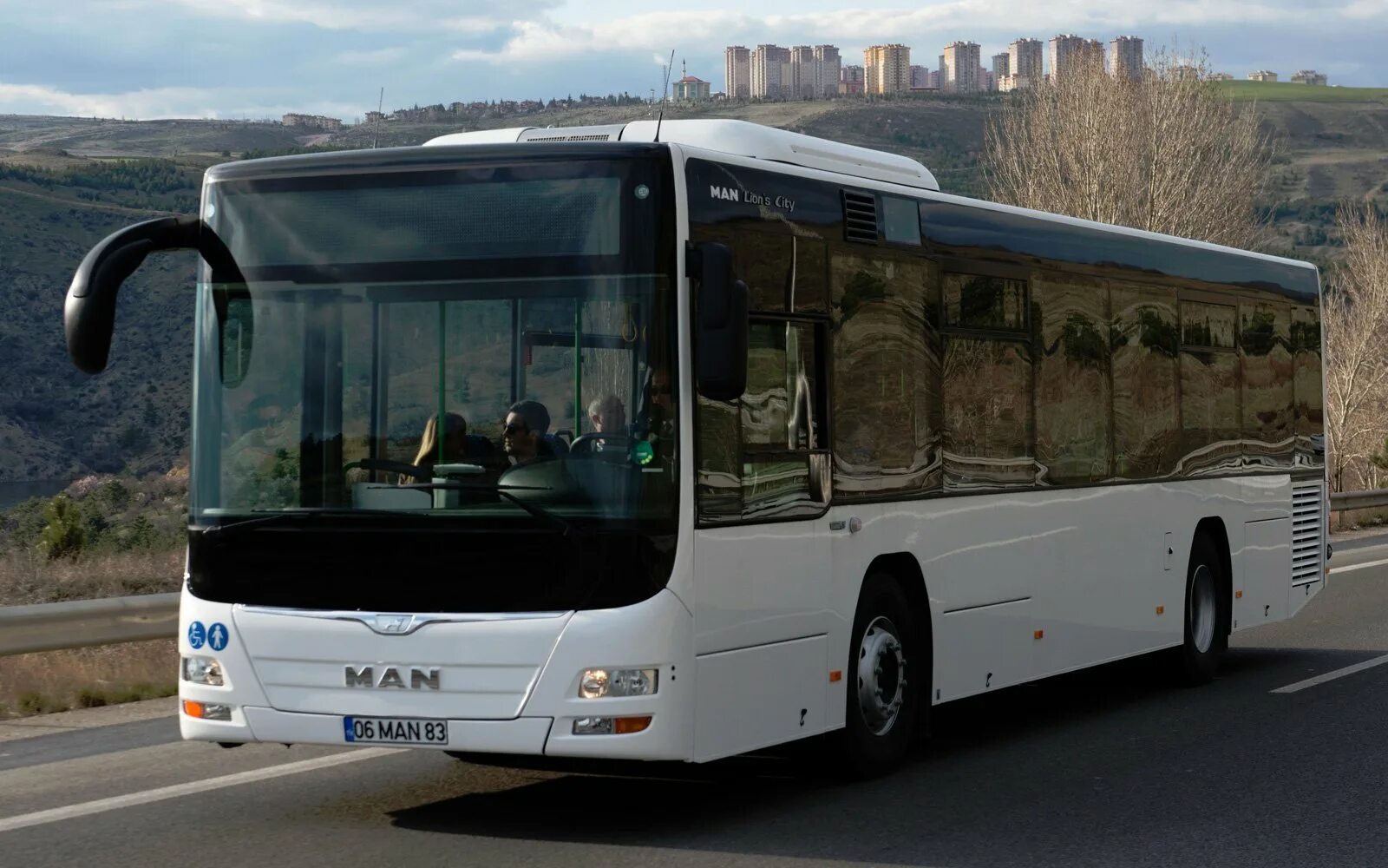 Туристический автобус цена. Туристический автобус man Lion's coach r07. Man Lion’s coach новый 2022. Ман Lion's coach 2021. Автобус ман Лион туристический.