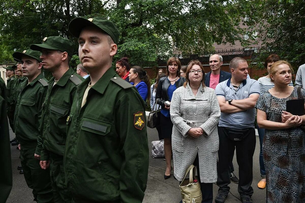 Военный комиссариат закон. Сборный пункт. Сборный пункт призывников. Распределительный пункт военкомата. Сборный пункт военкомат.