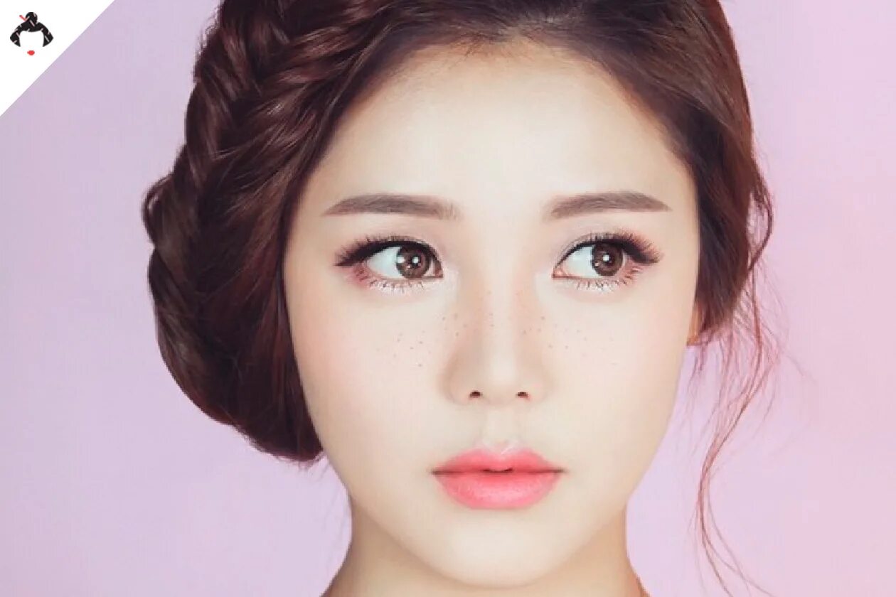 Макияж кореянок. Красивый разрез глаз. Ким дабин кореянка без макияжа. Корейский макияж глаз iu. Корейский макияж 2022.