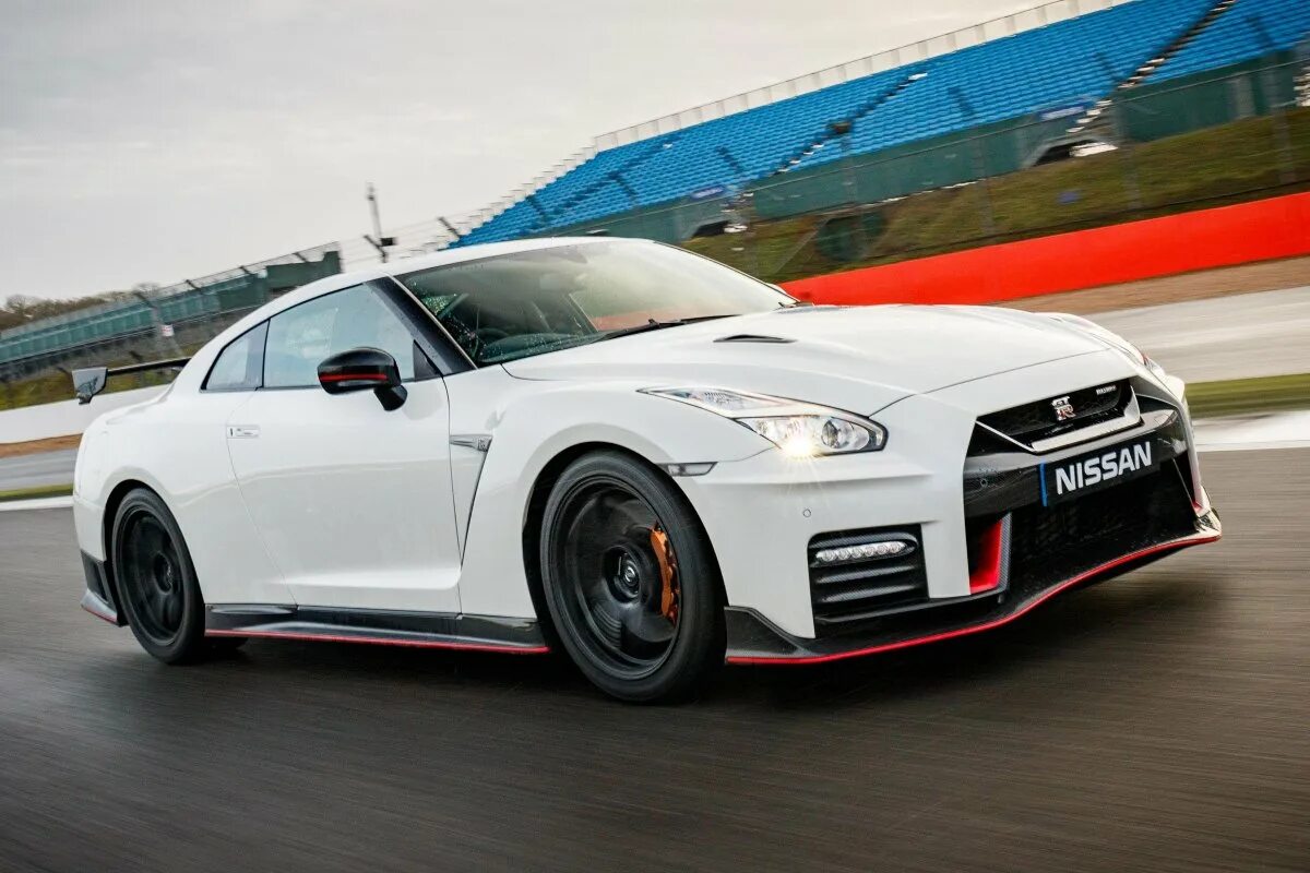 Nissan 370z nismo. Ниссан 370z nismo. Нисмо омск. Nissan juke нисмо. Nissan skyline gtr r35.