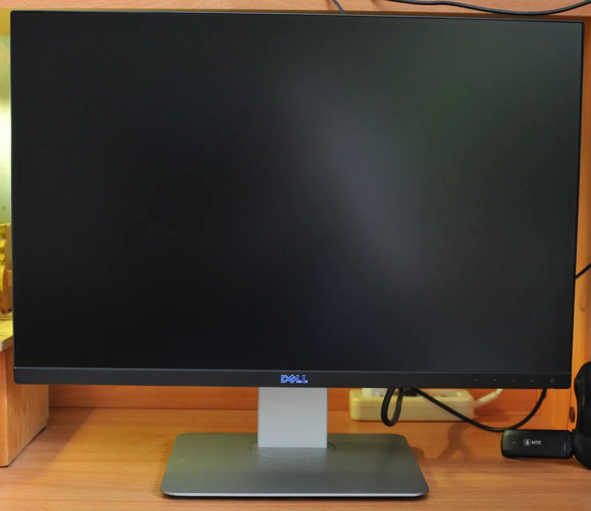 Dell монитор u2415b. 24" Dell u2415b. Dell 2415 монитор. Dell ULTRASHARP u2415.