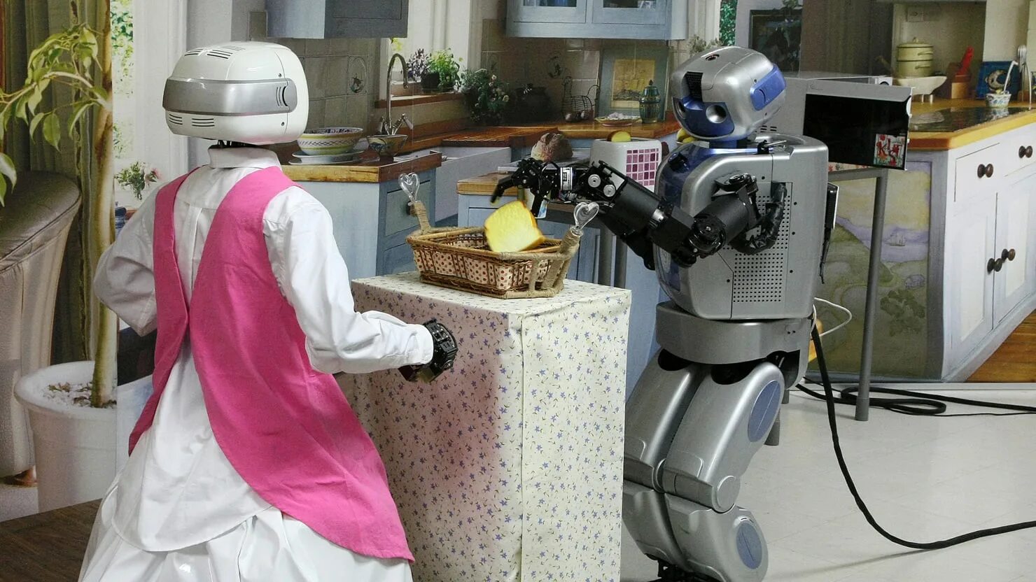 Robot maid. Робот Mahru-z. Бытовая робототехника. Домашние роботы помощники. Домашний робот помощник.