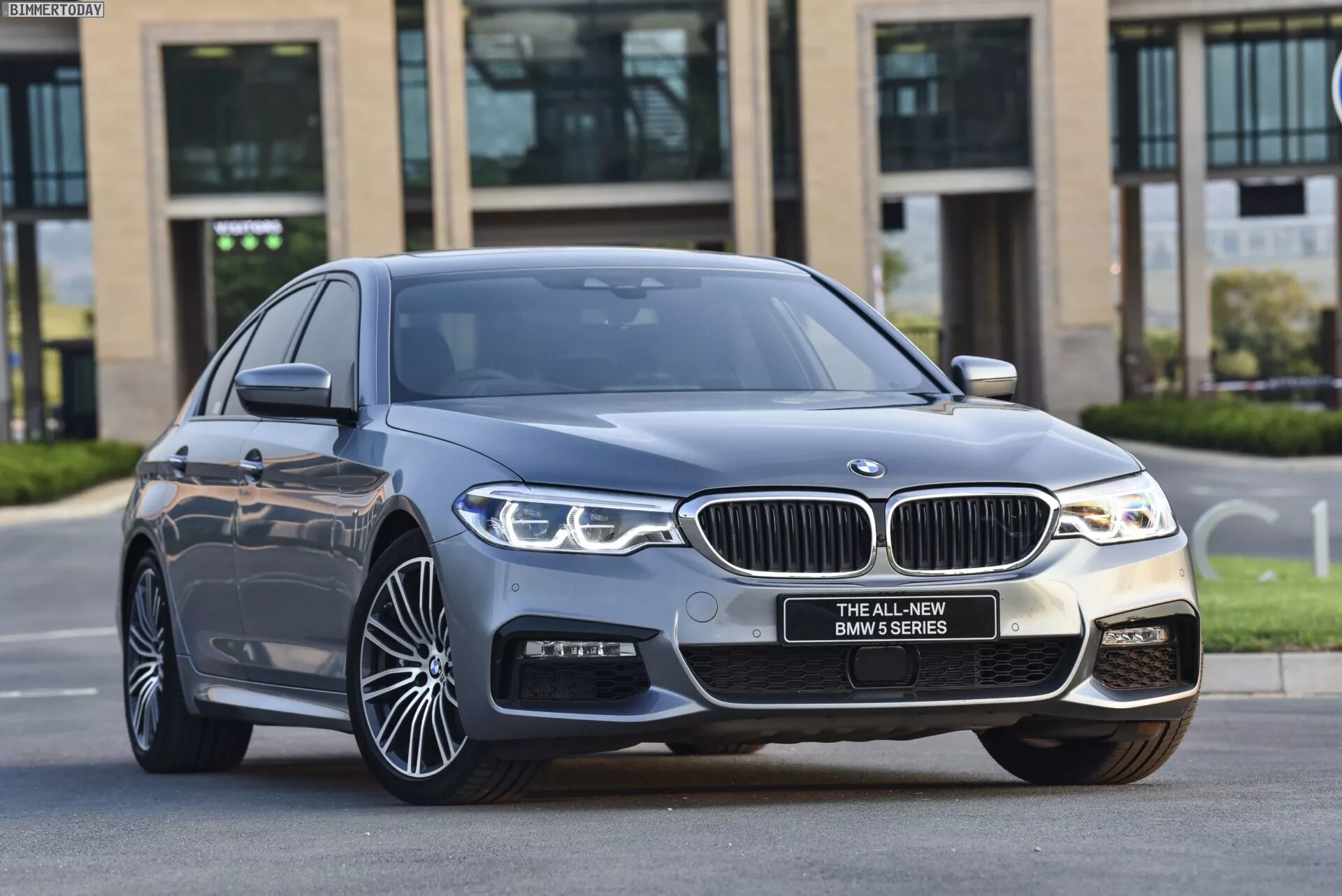 Bmw 5 g30 2018. Bmw 5 g30. Bmw 5 g30 2018. Бмв 520 2018 года. Bmw g30 2018.