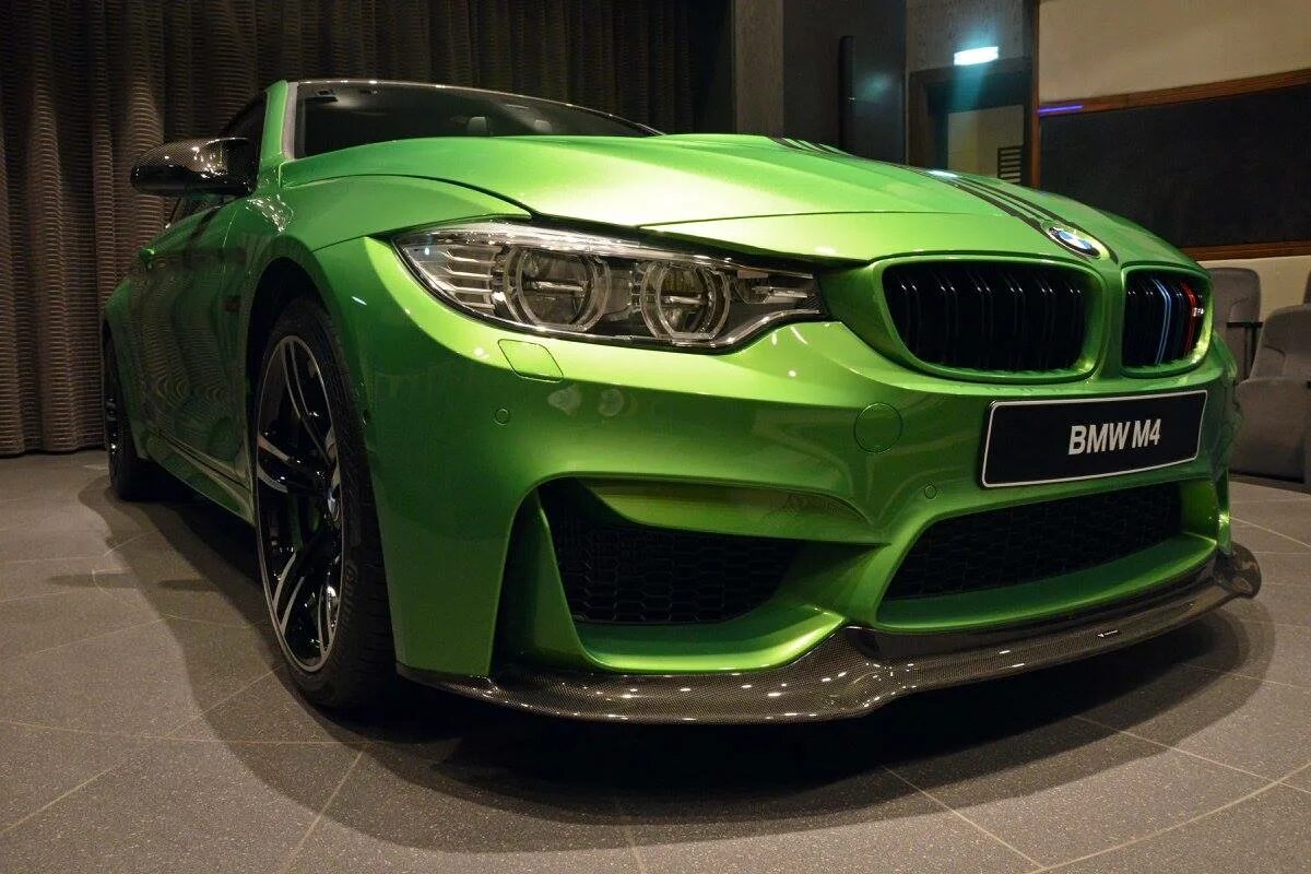 Зеленая м5. Bmw m4 green. bmw m4 2016 зеленая. bmw m4 2025 green. bmw m340 зеленый.