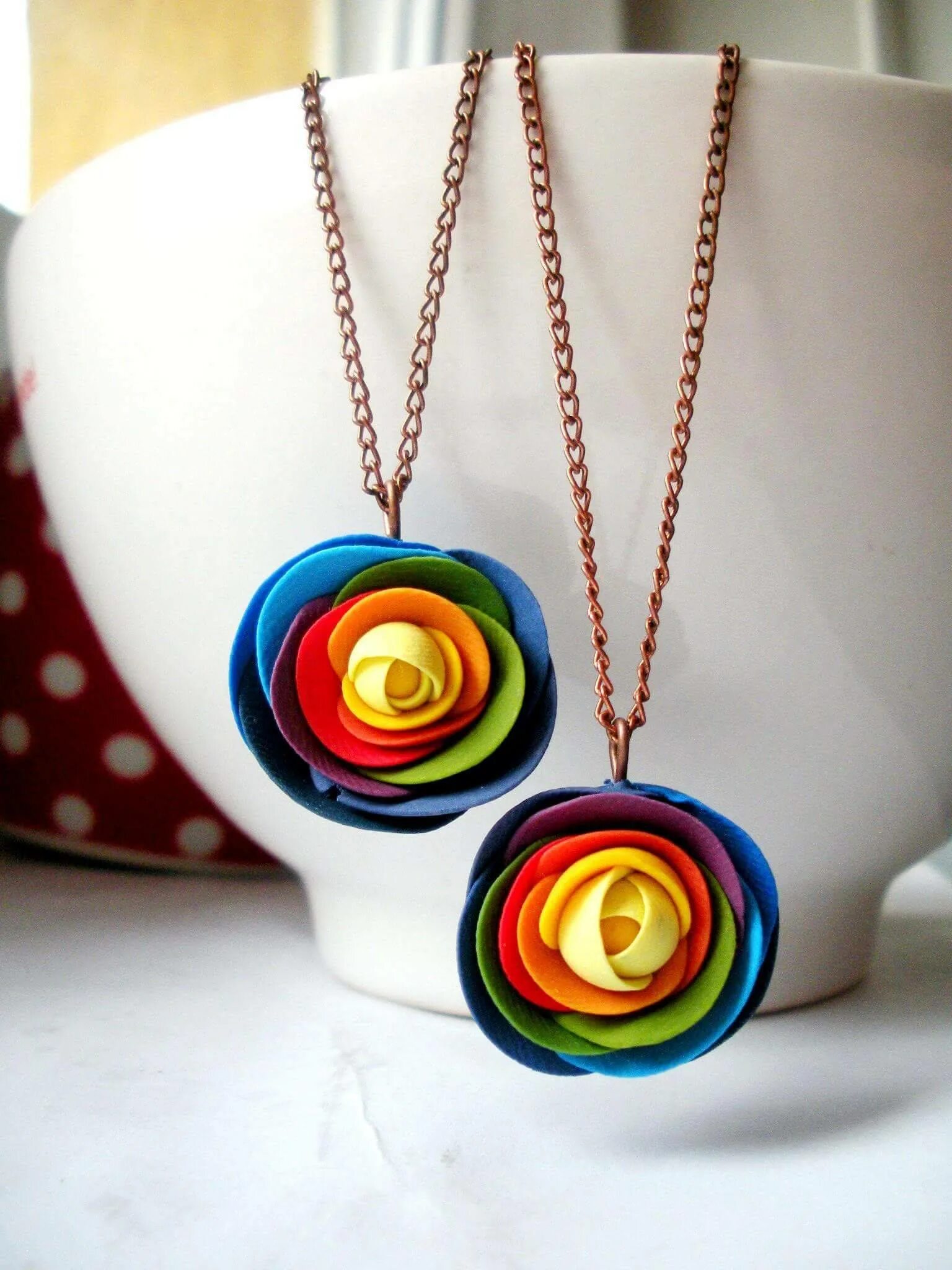 Изделия своими руками для начинающих. Polimer clay pendant. fimo polimer clay. изделия из полимерной глины. бижутерия из полимерной глины.