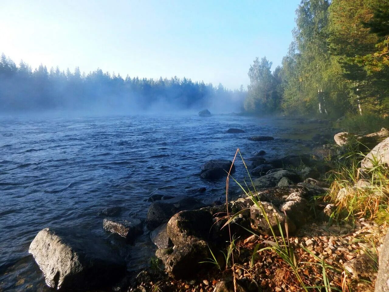 Река Сегежа Карелия. Река сиг Карелия. Рыбацкий поселок Карелии. Карелия Сегежа озеро. Озеры карелии