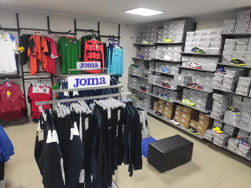 Магазин образ. Магазин Joma Гомель. Сельмаш 7б магазин Joma. Магазин Joma в Москве.