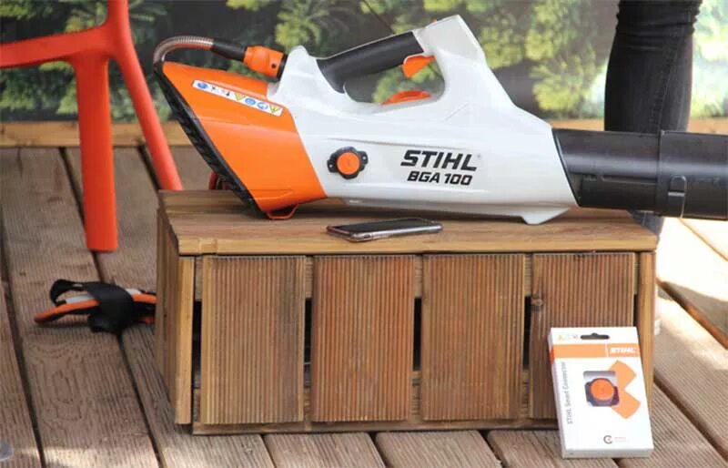 Штиль завод. Stihl Хабаровск. Рычаг управления Stihl MS 250. Магазин штиль в Хабаровске. Магазин Stihl Кобяково.