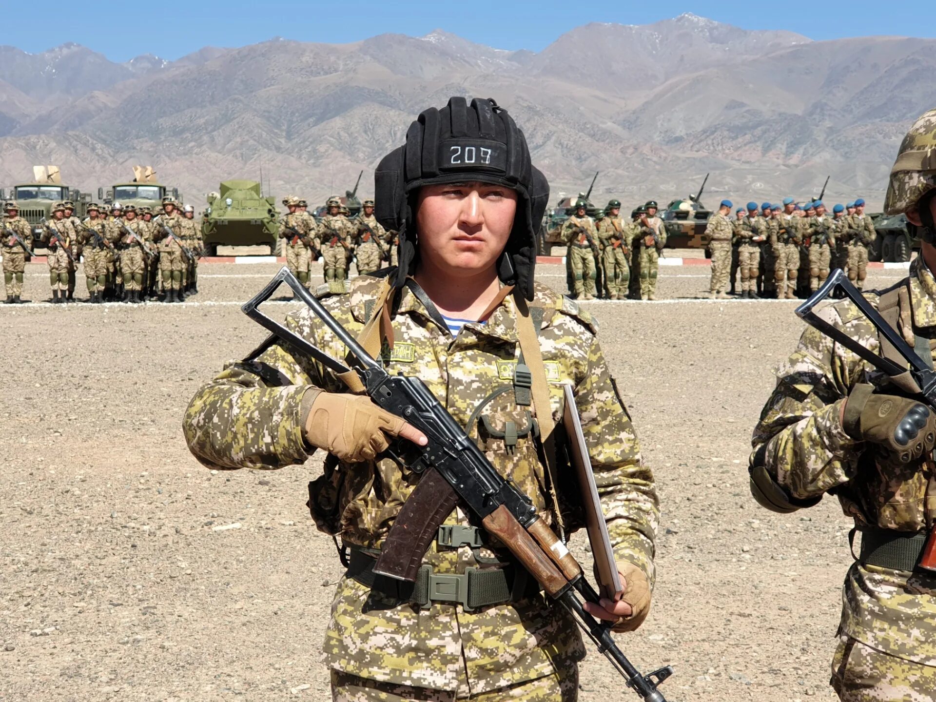 Сильнейшие военные организации. Военные страны. Воен страны своей. Когда уничтожат террористов из Киргизии.