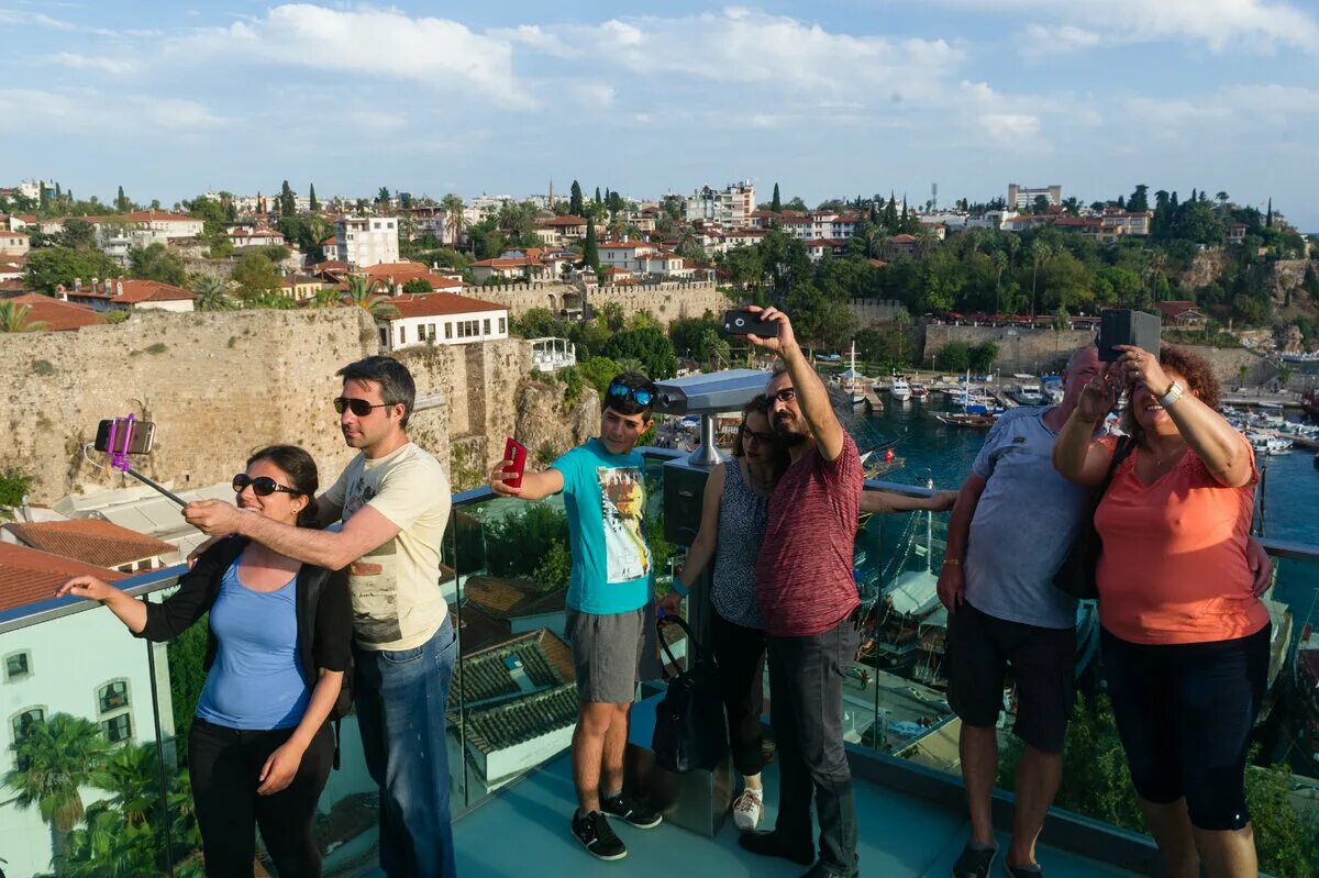 Туристы в Турции. Турция туризм. Турция туризм туристы. Русские туристы в Анкаре.