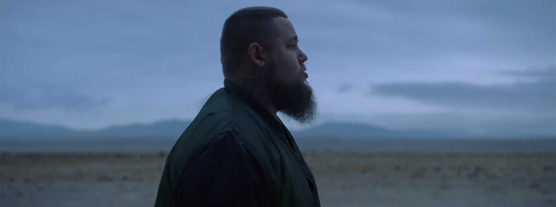 Rag remix. Skin rag&#039;n&#039;bone man. rag n bone man - skin. rag bone man human 2016. куртка из клипа ragn bone man.