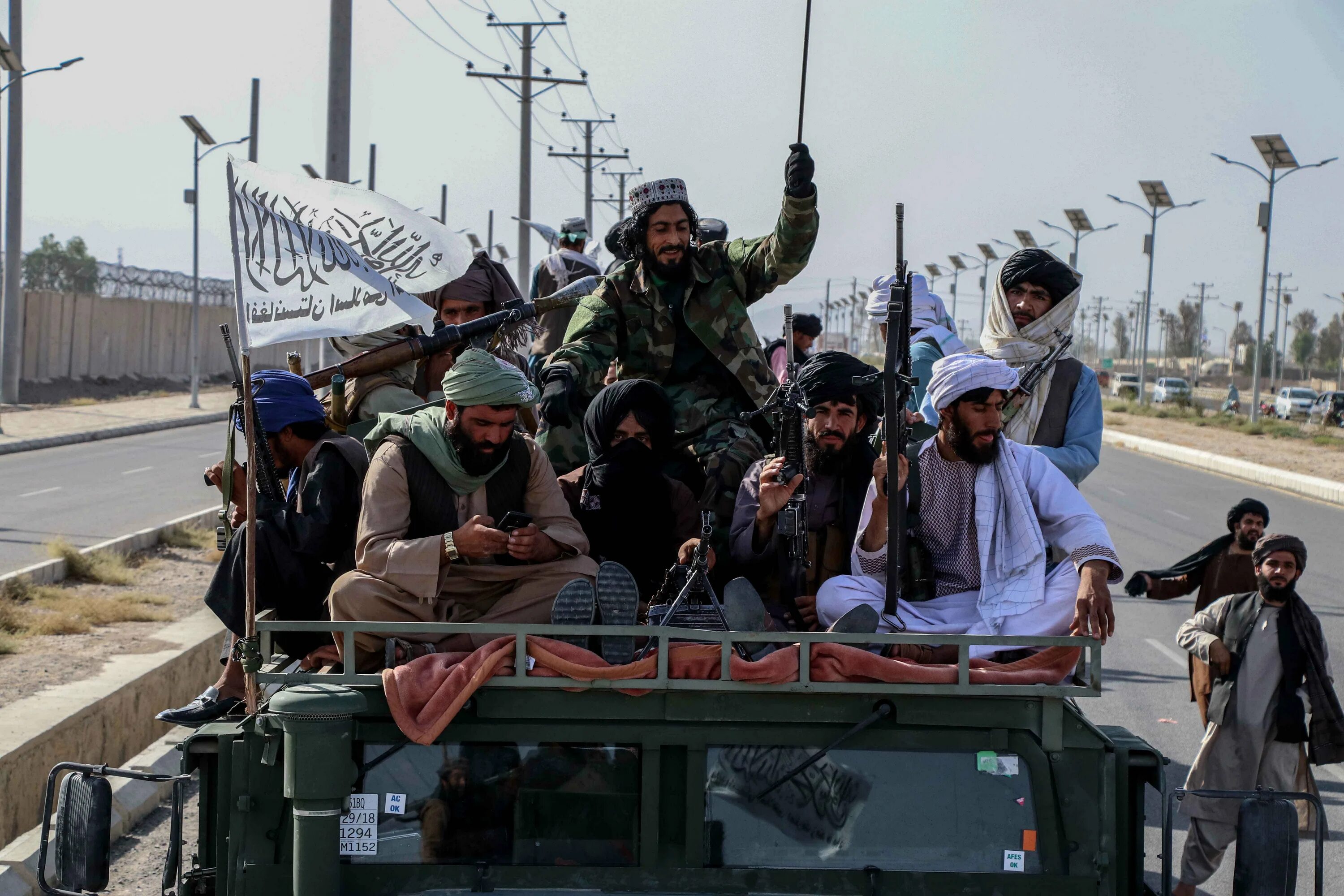 Талибан признан террористической. Правительство Талибан в Афганистане. Афганистан террористы Талибан. Афганистан армия талибов.