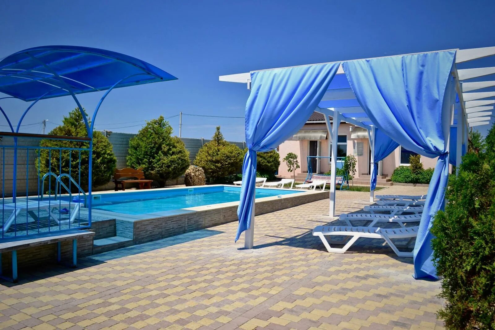 Крым пансионат береговое алушта. Отель mriya resort spa 5. Отель европа партенит. Отель барселона крым судак. Пансионат рыбачье крым.