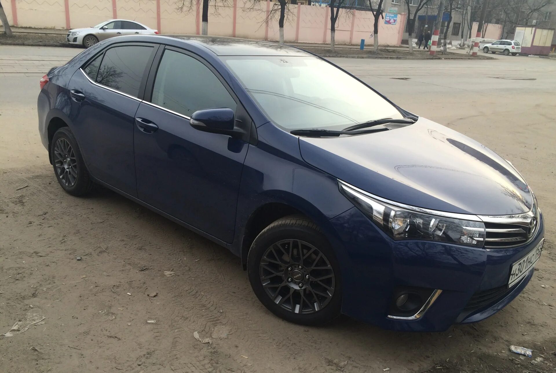 Toyota corolla 2014 r16. Тойота королла на 17. Диски королла 2014. Toyota corolla 2014 r16. Диски тойота королла 180.