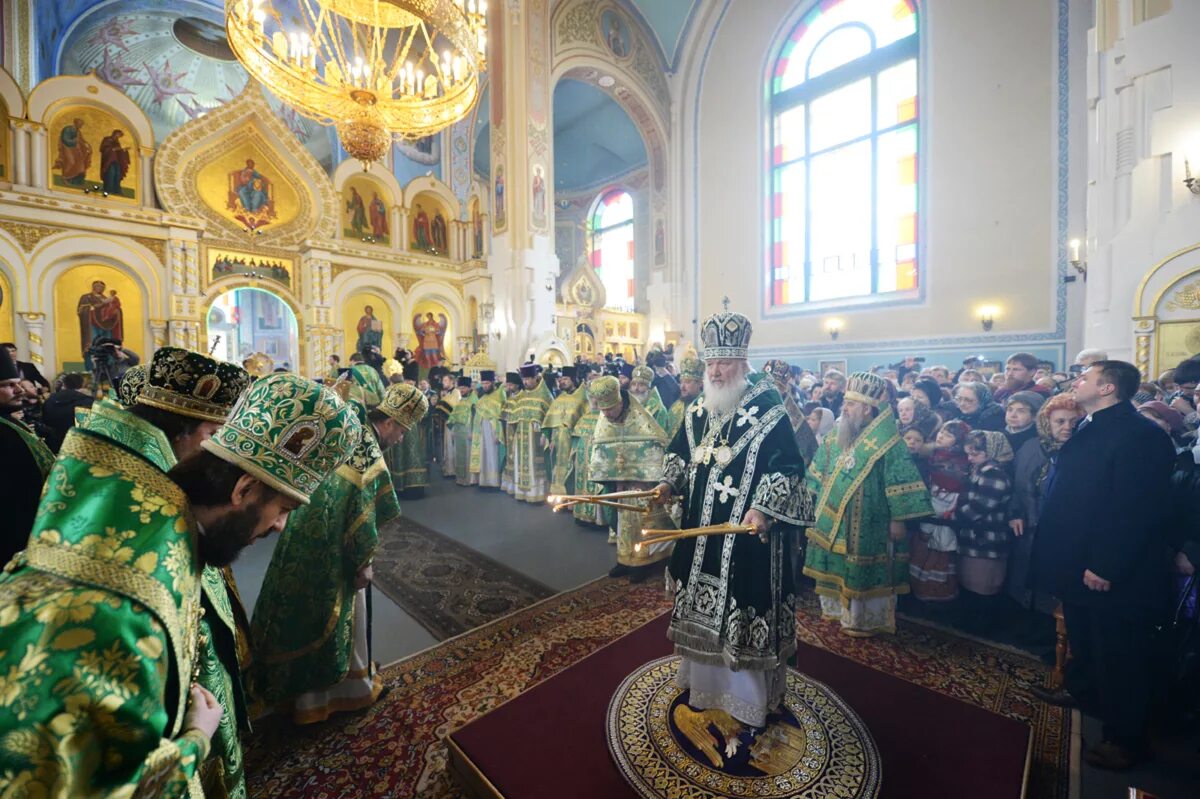 расписание богослужений в покровской церкви в лукино г балашиха. расписание служб в покровском храме. расписание богослужений в церкви. расписание богослужений покровский храм. покровский храм в железноводске расписание.