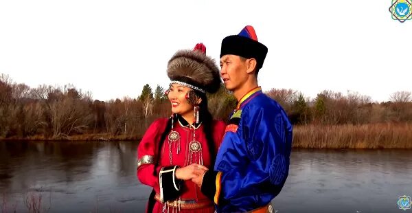 Бурятский праздник сагаалган. Стикеры на бурятском языке. Бурятские благопожелания на бурятском языке. Праздником белого месяца "сагаалган" бурятия. Стихи к празднику белого месяца.
