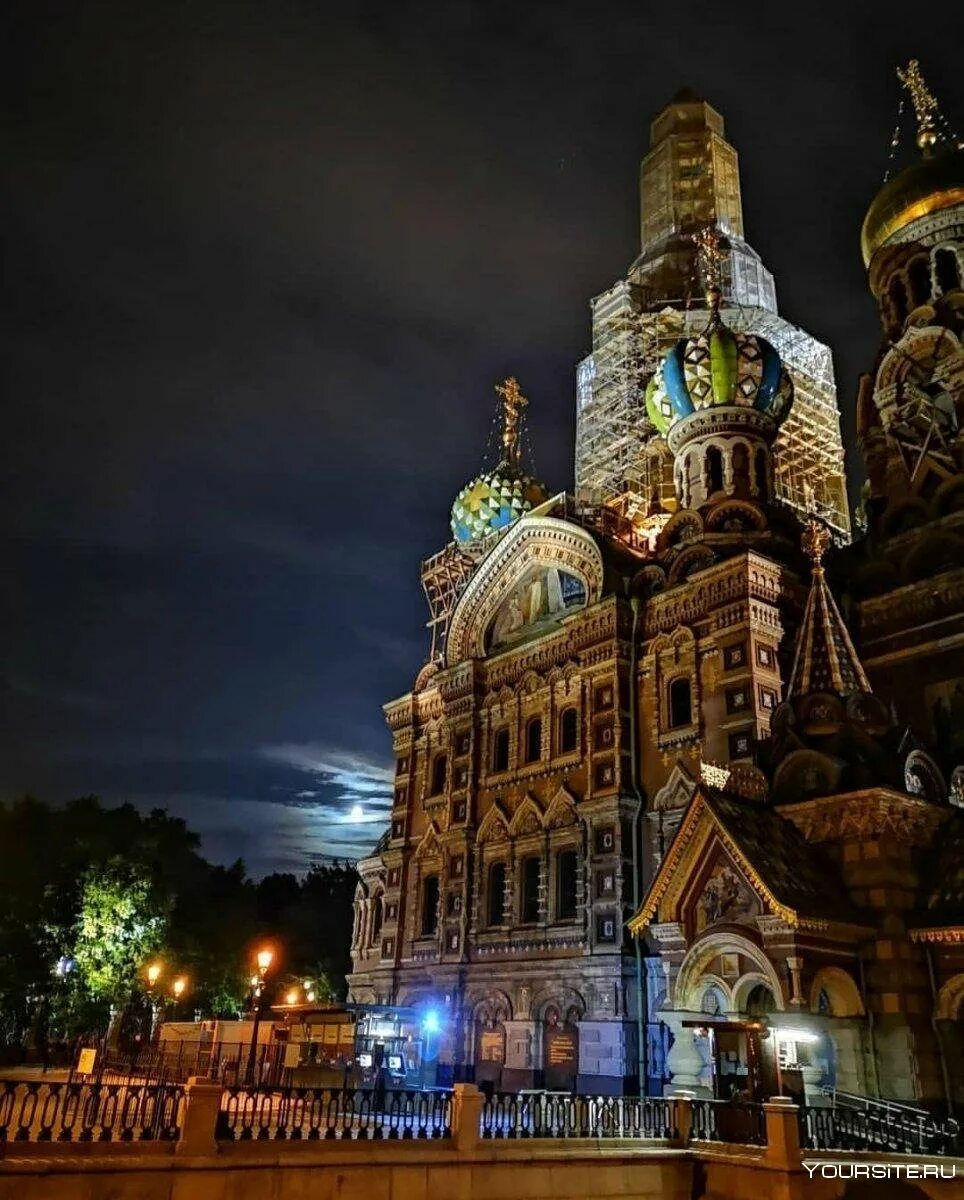 Архитектор спаса на крови в петербурге. Храм Спаса на крови. Храм Воскресения Христова в Санкт-Петербурге. Храм Воскресения Христова в Петербурге (спас-на-крови). Храм в Питере спас на крови.