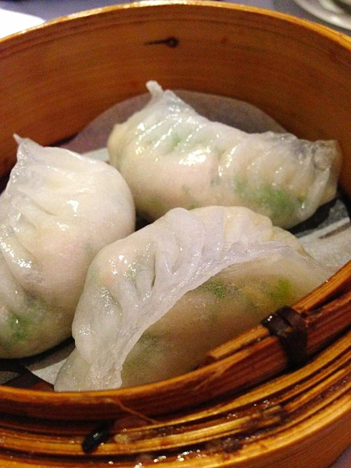 Китайские пельмени цзяоцзы. Цзяоцзы (гёдза). Дамплинг dim sum. Рисовые дамплинги. Рисовые дамплинги.