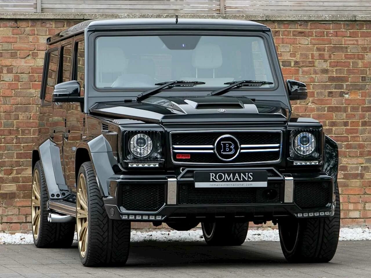 Машины гелик сколько. Mercedes Benz g63 Brabus. Mercedes Benz g63 AMG. Mercedes Benz g63 AMG Brabus. Mercedes g63 AMG Brabus.