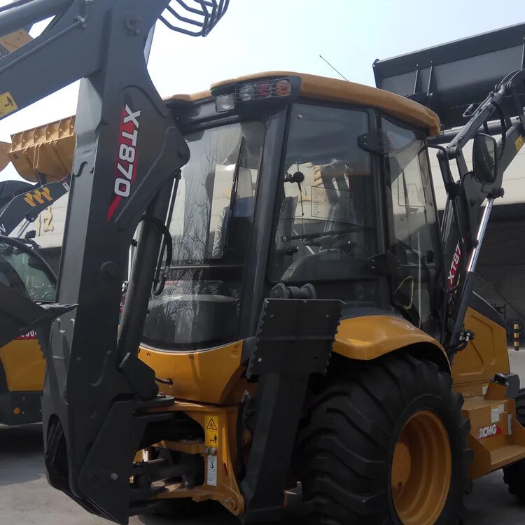 Экскаватор-погрузчик xcmg xc870k. Погрузчик-экскаватор xt870. Экскаватор погрузчик xcmg xt870. Экскаватор погрузчик xcmg xt870. Xcmg xc8-s2570 экскаватор погрузчик.