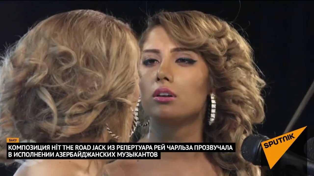 Азербайджанка поет. Айтен рустамова азербайджанка. Азербайджанка поет. Певцы азербайджана. Поют армянка и армян.