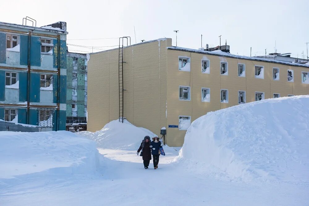 Поселок Тикси Якутия. Якутия Тикси военный городок. Поселок Тикси Арктика. Город на севере Тикси.