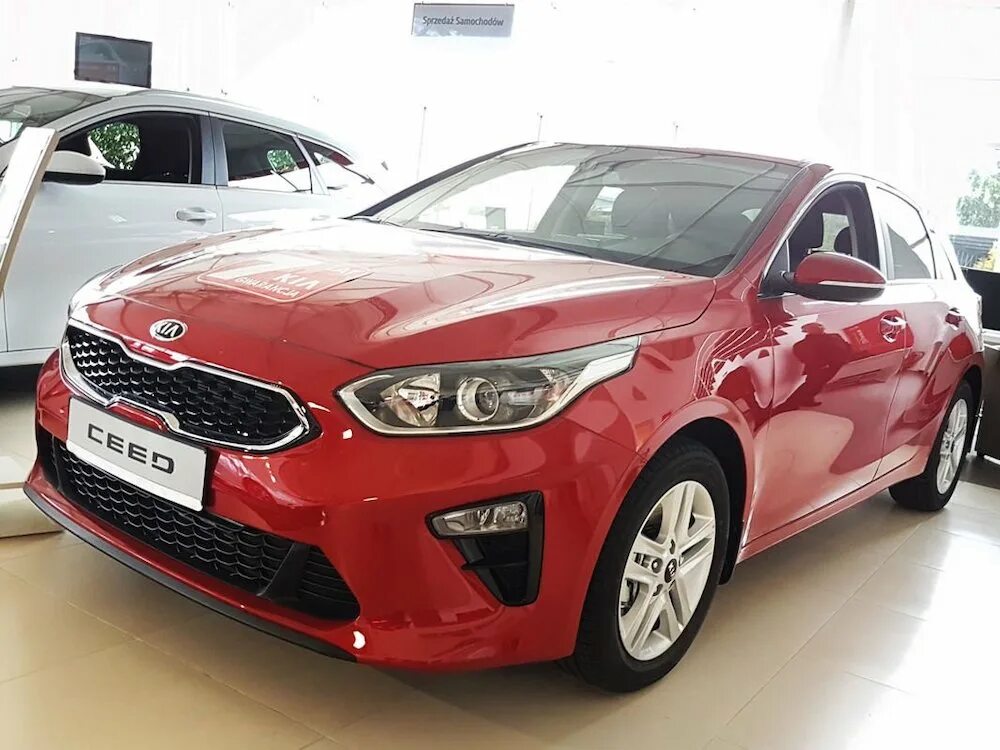 киа ceed битый. Kia seed 2019. Kia ceed 3. Kia ceed 3 sw. сид 3 отзывы.