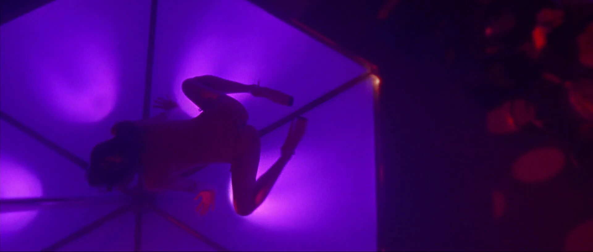 Enter the void парфюм. Enter the void кадры.
