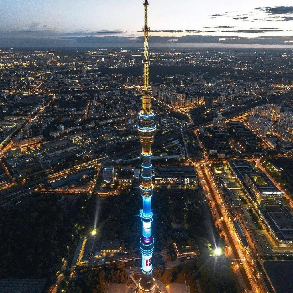 Как попасть на телебашню. Лего останкинская телебашня. Останкинская башня ночью. Останкинская телебашня 2022. Как попасть на телебашню.