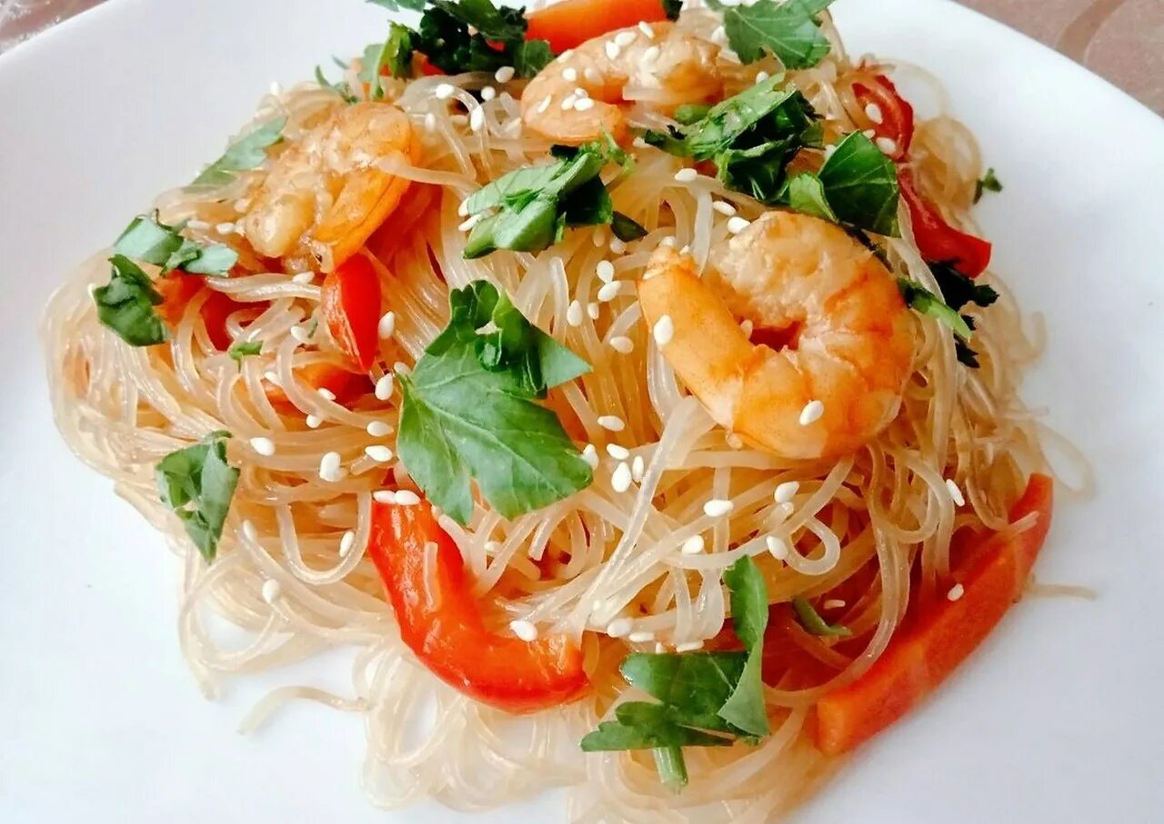 Креветки с фунчозой рецепт