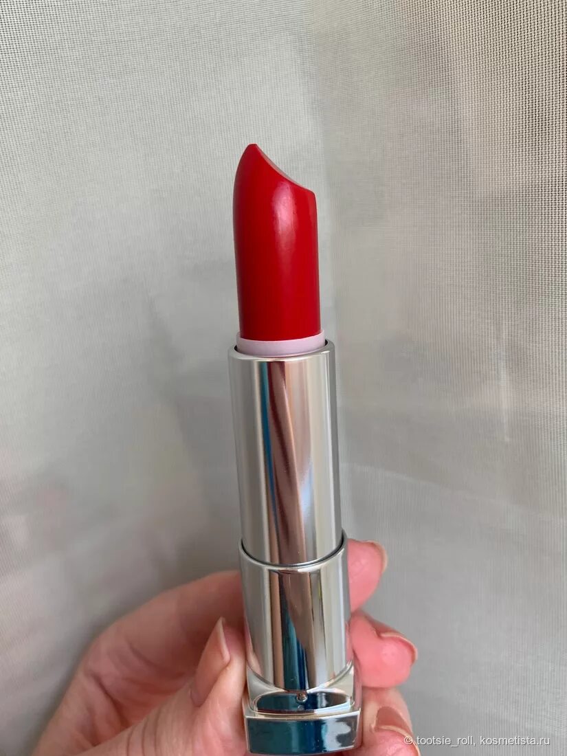 Maybelline new york color sensational тон 132. Губная помада мейбелин 70. Помада мейбелин кис пруф. Помада мейбелин кис пруф. Коралловая помада мейбелин.