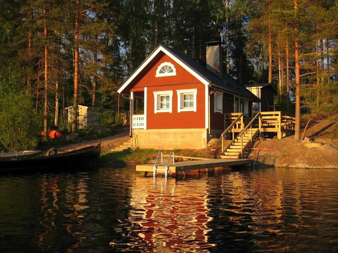 Финские домики на берегу