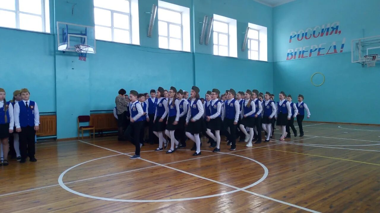Гимназия 16 кунгур. Гимназия кунгур. Гимназия 16 кунгур. Гимназия 16 кунгур. Форма гимназии 16 кунгур.