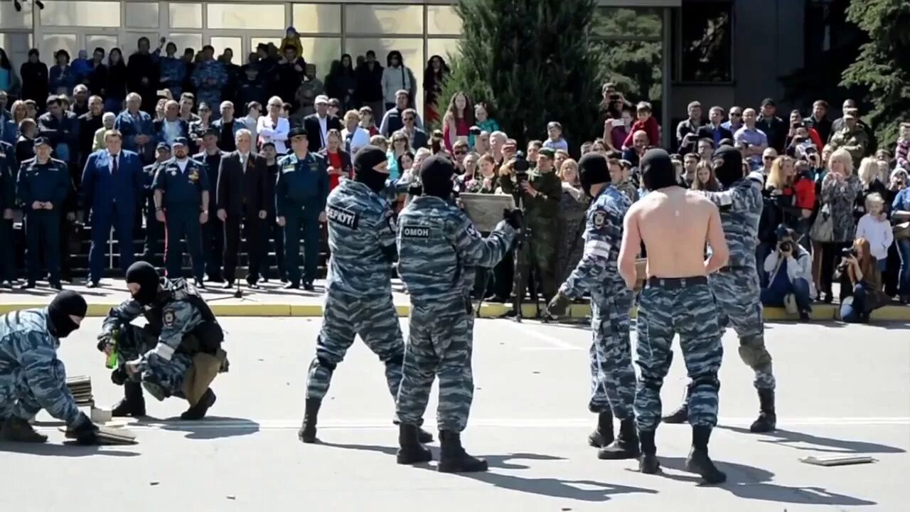 Через сколько омон приехал в крокус. ОМОН 1990 Беркут. ОМОН Беркут Симферополь. Чичен ОМОН 2021. Махлио ОМОН.