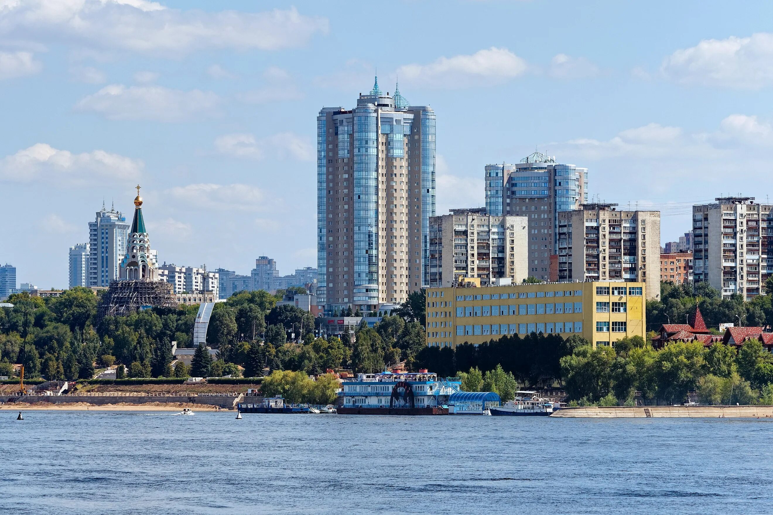 Живу на левом берегу. Самара город на Волге. Берег реки Волги Самара. Левый берег Волги Самара. Волга близ Самары.