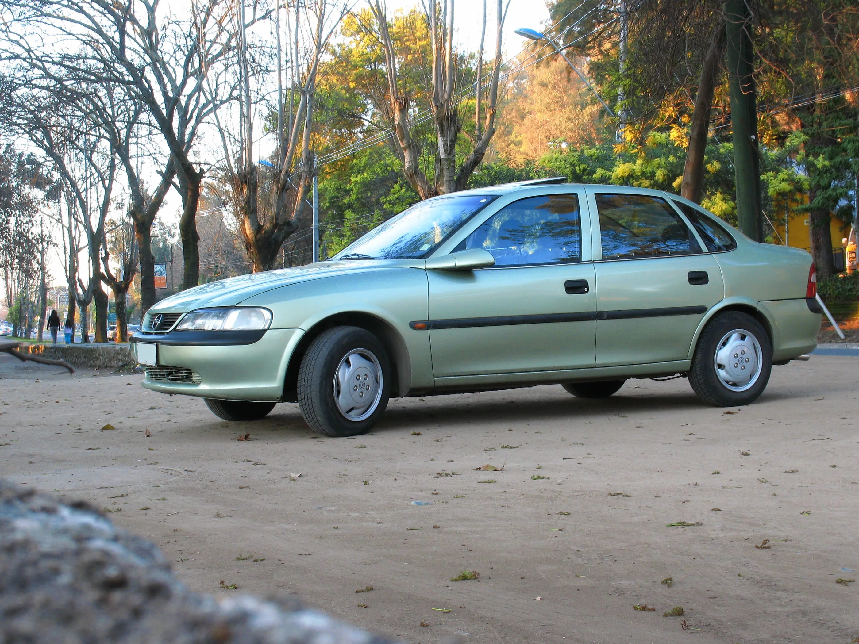 Опель вектра б 97 года. Opel Vectra 97. Opel Vectra 1997. Опель Вектра 1.8 1997 год. Опель Вектра 1997 года.