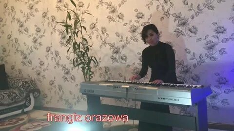Ты обнимаешь меня я ощущаю тебя слушать