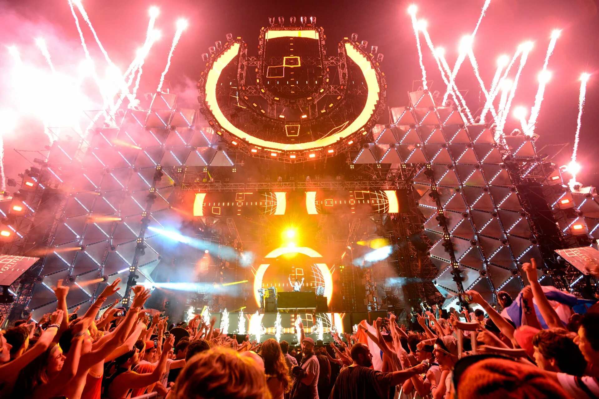 Ultra music 2024. Ultra miami festival. ultra music festival 2023 miami. ultra music festival (umf). музыкальный фестиваль ультра день.