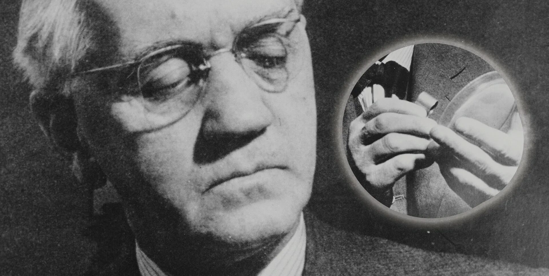 Alexander fleming discovered penicillin. Alexander Fleming penicillin. Флеминг антибиотики.