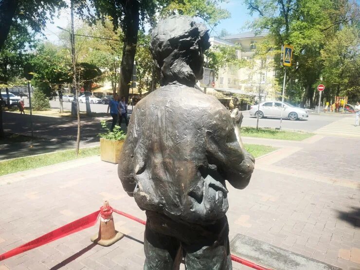 Памятник Виктору Цой, памятник, мемориал, Казахстан, Алматы, улица Тулебаева - Я