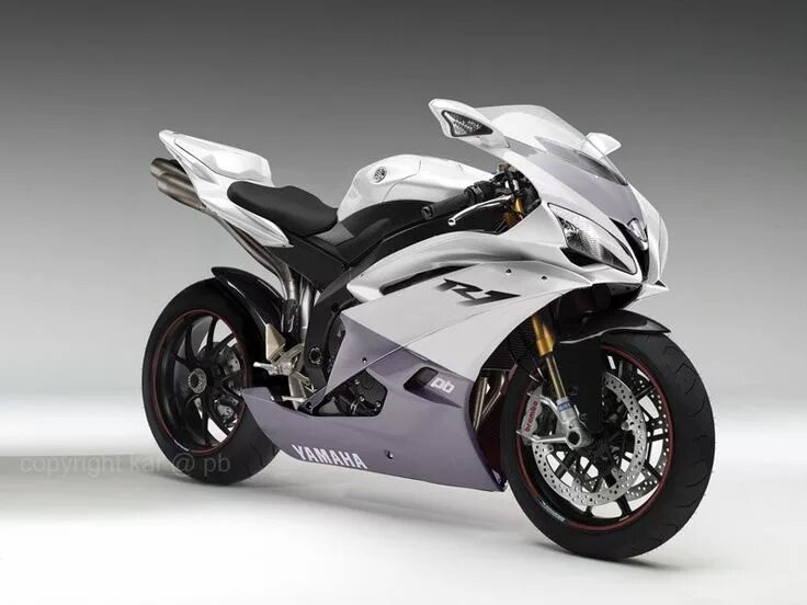 Yamaha yzf-r1 белый. Yamaha спортивный. Yamaha спортивный. Мотоцикл yamaha yzf-r6 2020. Yamaha спортивный.
