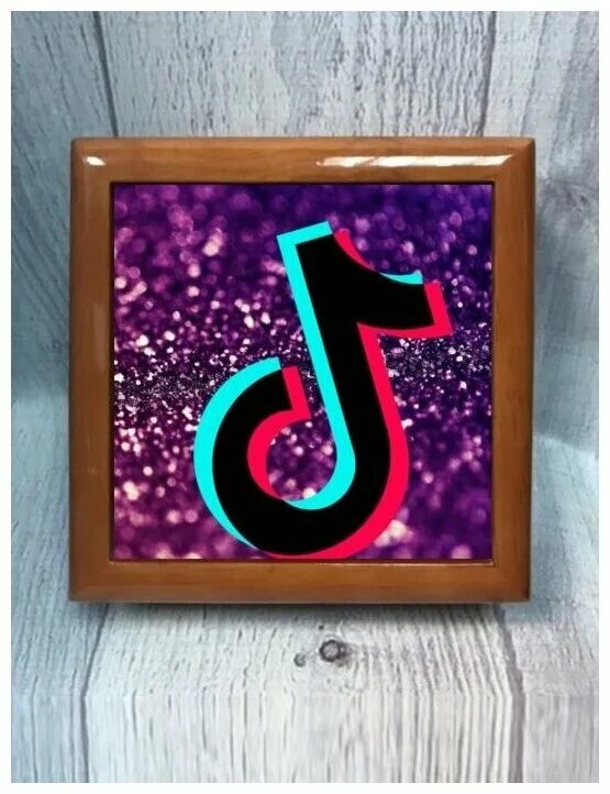 угадай напиток. приглашение на день рождения в стиле тик ток. шокобокс тик ток. футболка тик ток. коробочка тик ток.