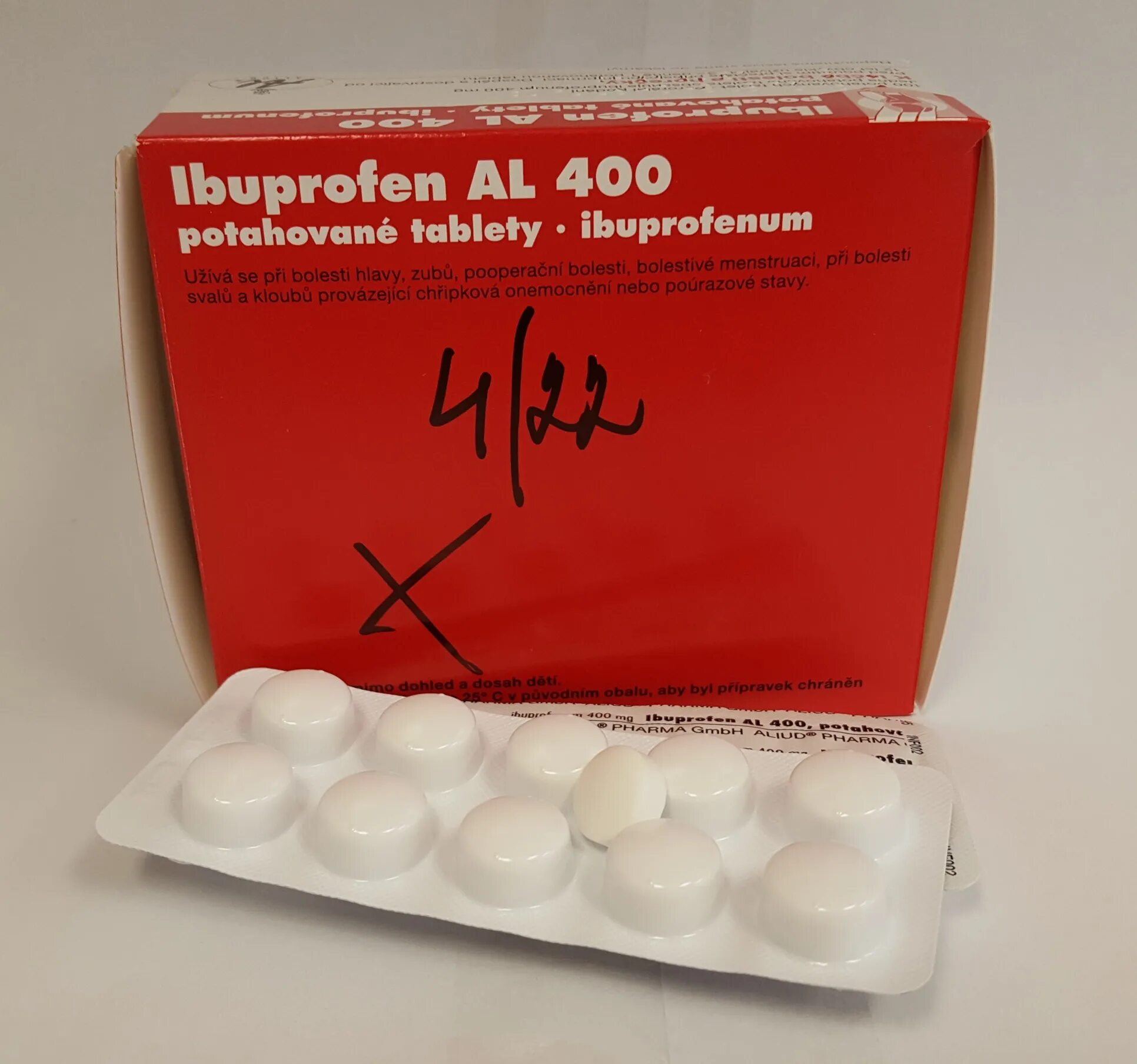 Ibuprofen 400. Ibuprofen Китай. Ибупрофен Египетский. Немецкий ибупрофен 400.