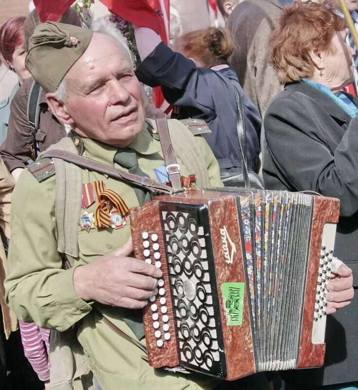 тальяночка. тальяночка. гармонь. михаил попов гармонист. ансамбль тальяночка уханов.