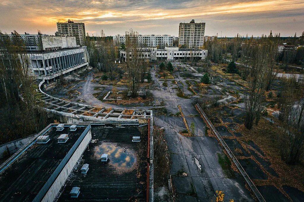 Pripyat chernobyl. Припять зона отчуждения 2021. Припять сейчас 2022. Чернобыль город Припять. Припять город призрак 2022.